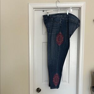 Chico's Indigo Straight Leg Jeans with Cute embroidered Accents